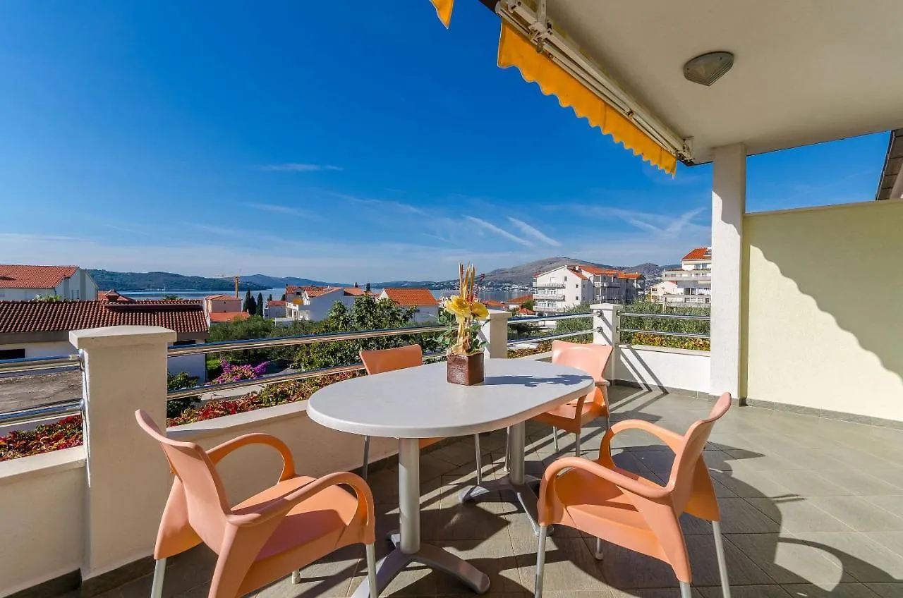 Apartments Palm Tree Trogir 0*,