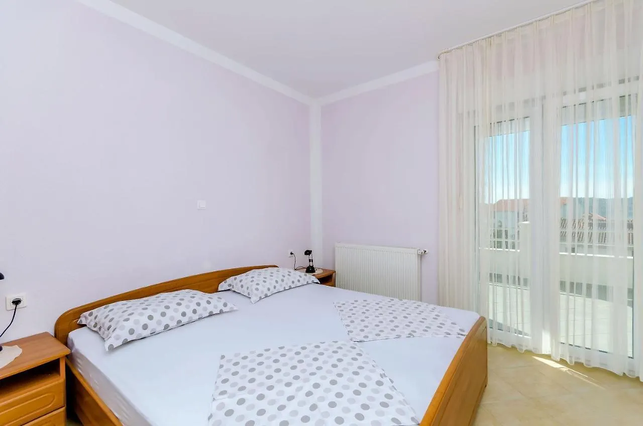 Apartments Palm Tree Trogir