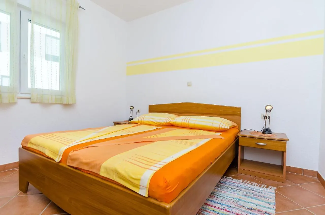 Apartments Palm Tree Trogir