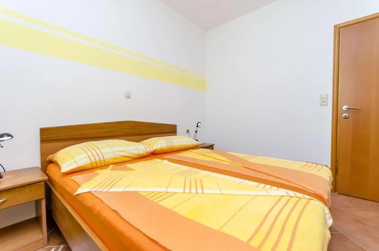 Apartments Palm Tree Trogir Croatia