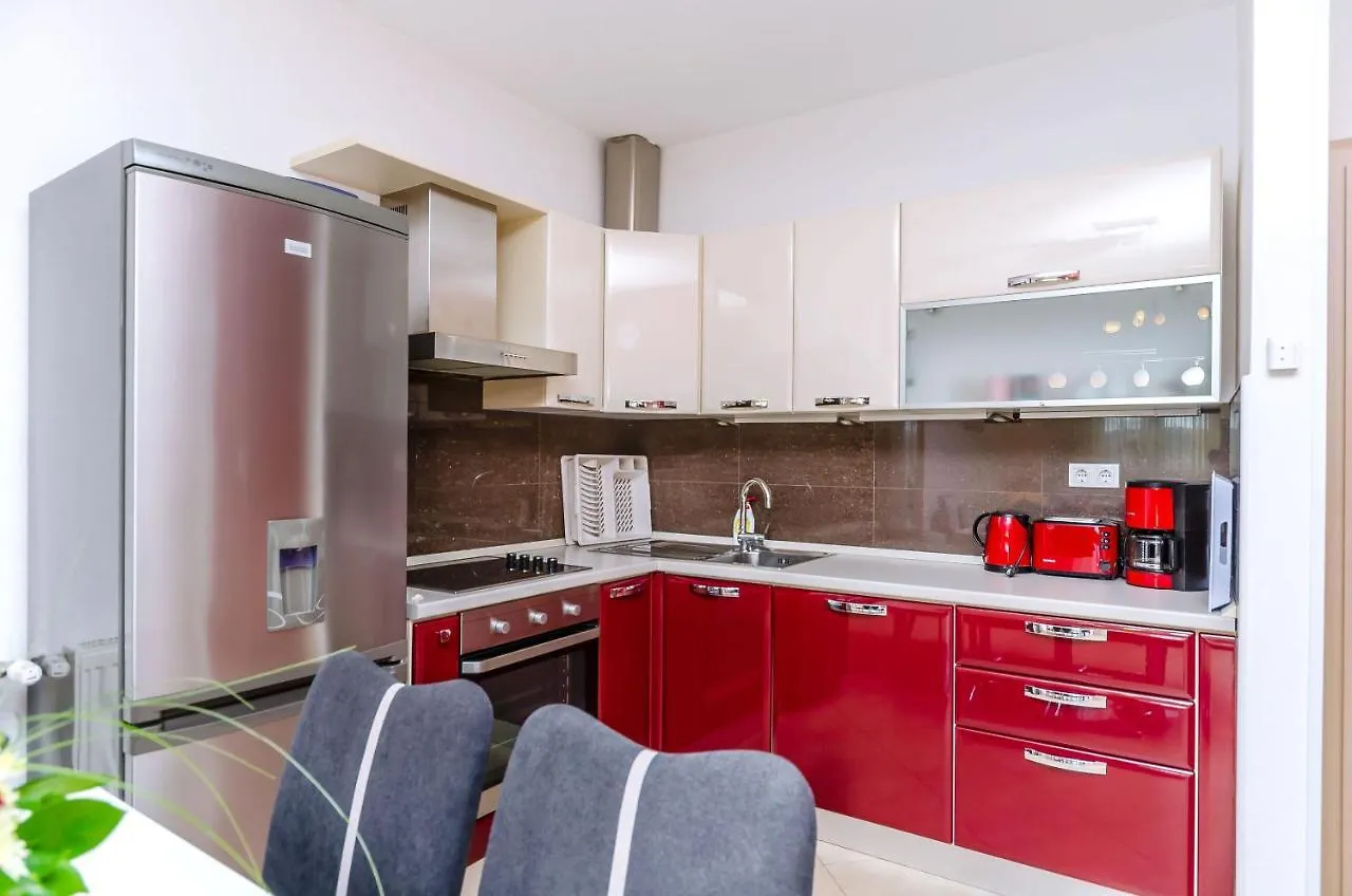 Apartments Palm Tree Trogir Croatia